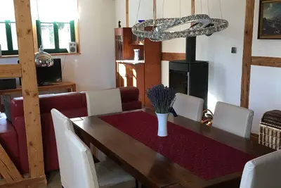 Image de Appartement confortable avec cheminée