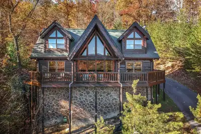 Image de Action de grâces disponible, belle vue sur la montagne, table de billard