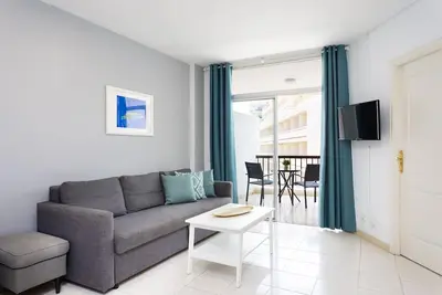 Image de Bonito apto. Los Cristianos, vistas al mar y playa