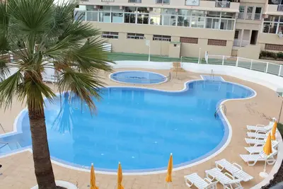 Acogedor apto. terraza, Bbq y vistas al mar. Wifi