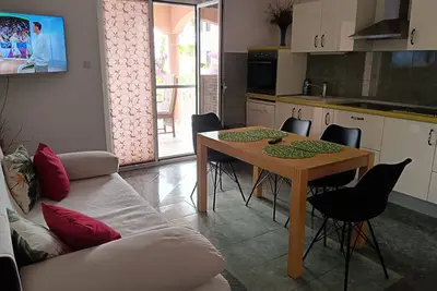 Image de Appartement dans Biograd na Moru avec terrasse, Climatisation, Wifi, Lave-vaisselle (4818-2)