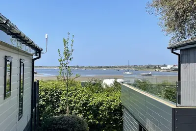 Image de The Jetty - une caravane de sandhills pouvant accueillir 4 personnes dans 2 chambres