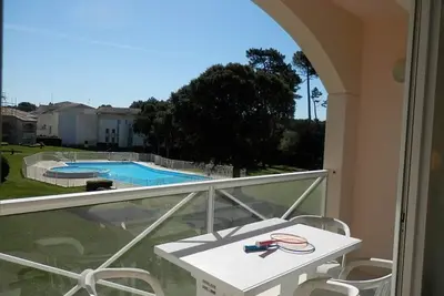 Image de T2 avec terrasse, animaux acceptés, parking