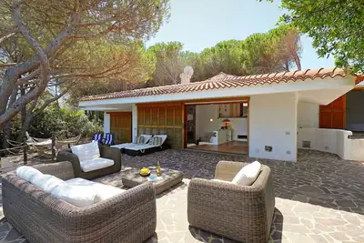 Image de Belle maison de vacances privée pour 7 personnes avec Wifi, Tv, terrasse, animaux admis et parking