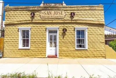 Image de Séjournez à l'historique San Jose Maison au coeur du centre-ville de Tombstone Az