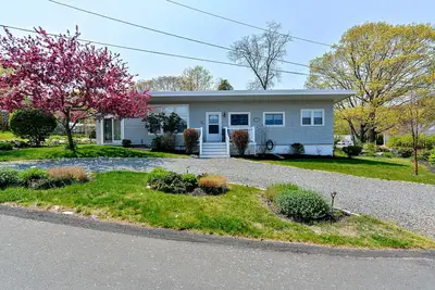 Image de Deux Plages: Immaculate 3 lit / 1. maison de 5 bain entre Long et Good Harbor!