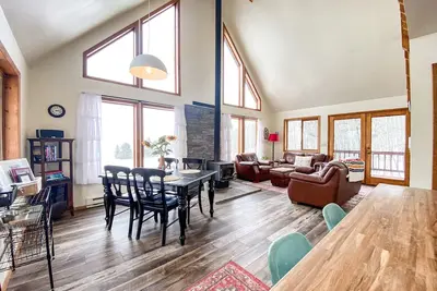 Image de Animaux acceptés, pour toute la famille, vue sur la montagne, emplacement central - Aspen Acres.