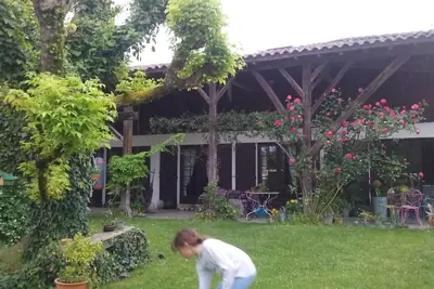 Image de Charme et authenticité - Ancienne grange rénovée avec piscine proche de l'océan