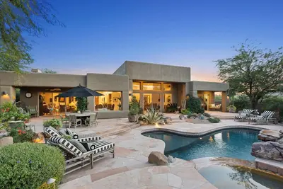Image de Maison privée haut de gamme à The Boulders avec jardin paisible, vue, piscine / spa!