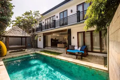 Image de Villa exotique 3br avec grande piscine privée à Umalas / Seminyak