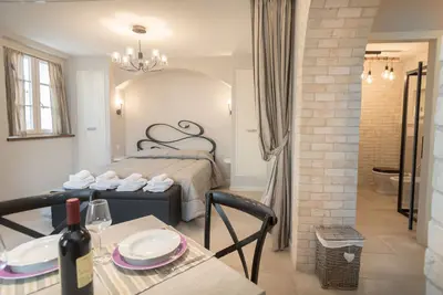 Appartement familial avec piscine et spa à Assise