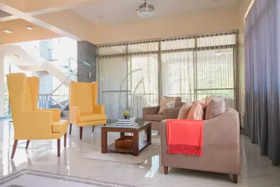 Image de 6br Private Villa w/ Access to Penthouse & Sweeping Mountain Views!