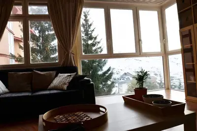 Image de Apartment 7-11 Pax very well located in the lower-middle area, Ed. America, next to the chairlift