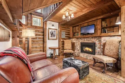 Image de River Song Cottage - 2 min à pied de Sundance Resort, animaux acceptés, emplacement, bain à remous, ruisseau, calme