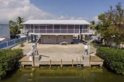 Belle maison située au centre dans les clés de la Floride.