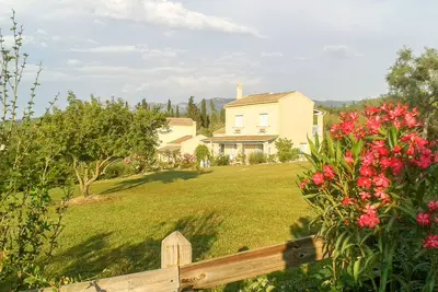 Image de Orchidea 2br Cottage à Aroggia Farm par Jj Hospitality