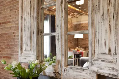 Image de Design et confort dans le centre de Barcelone. Idéal pour les groupes