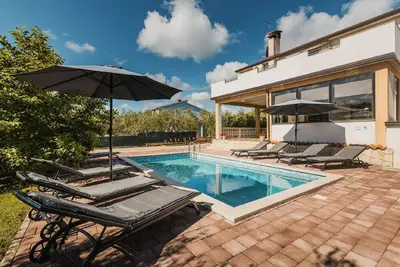 Image de Maison de vacances Buje pour 1 - 8 personnes avec 4 chambres à coucher - Maison de vacances