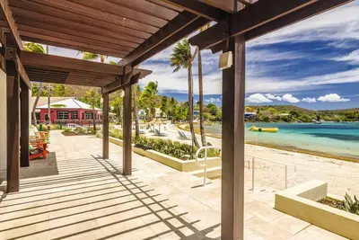 Image de Tropical Condo Close to the Beach!