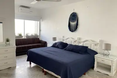 Image de Cancun Downtown 15 min to airport, 10 min to the beach, 4 blocks to urban mall