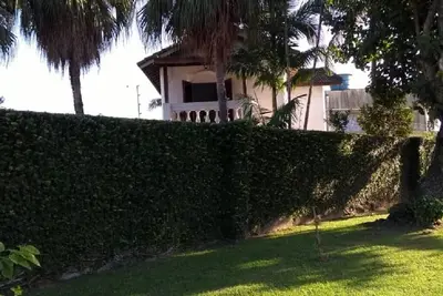 Image de Maison avec piscine et barbecue pour 16 personnes