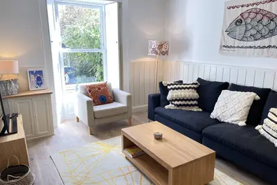 Image de Maison Porth, avec jardin cour plein sud!