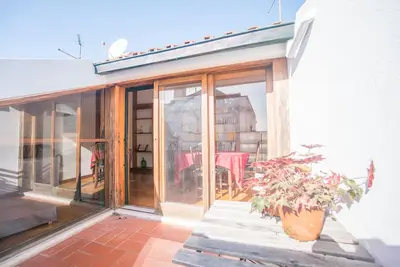 Image de Terrasse de l'amandier avec vue sur le fleuve