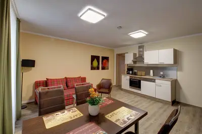 Image de Appartement / 2 chambres, salle de bain u. ajouter. Toilettes invités dans la vieille ville de Görlitz