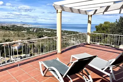 Image de Precioso chalet en el Montgó con vistas al mar