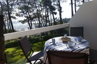 Image de Les Terrasses - Appartement vue sur le port de la Trinité-sur-Mer en baie de Quiberon, Morbihan - Tpo120