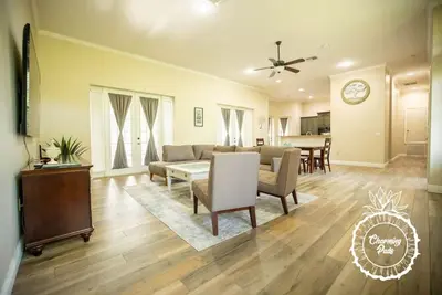 Image de Oviedo Charmer - Heated Pool - Close to everything