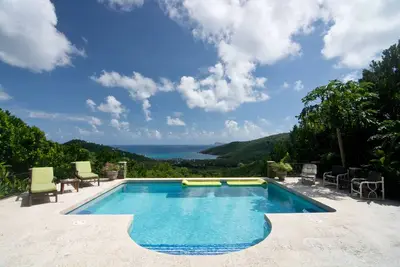 Bay Tree Villa - Pool Suite