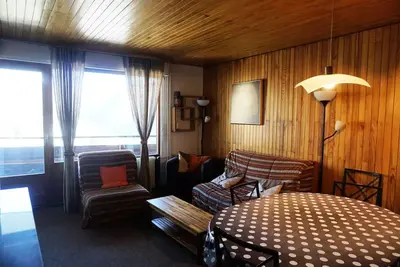 Image de 3 pièces 8 personnes