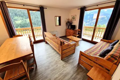Image de 3 pièces + cabine 8/10 personnes de 55 m²