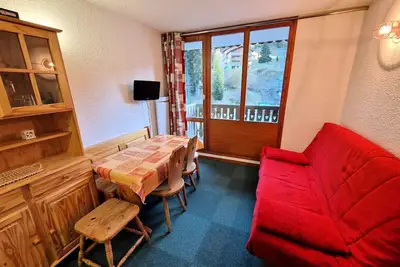 Image de studio 4 personnes en plein coeur station 19m²