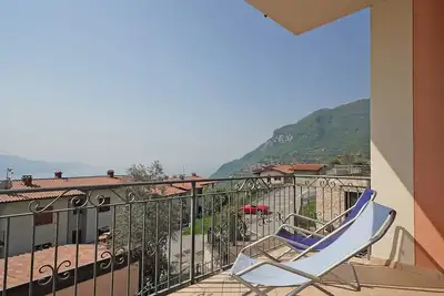 Image de Luna: lake view apartment with two bedrooms