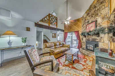 Image de Nouveau! Retraite avec bain à remous et 2 cuisines pour groupes Lrg