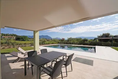 Image de Gardaliva studio: in small residence with pool near to the lake