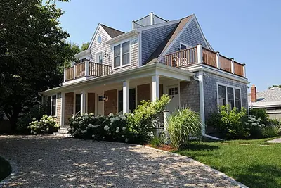 Image de Four Bedroom Home In Falmouth Heights Just Steps To Beach