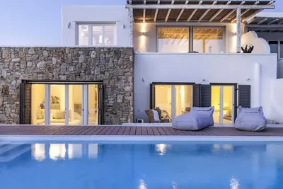 Image de Confortable spacieux • Pour les familles • Sèche-linge • Piscine privée