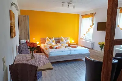 Image de Apartment \"Barbarine\", living/bedroom - Ferienhof Müller