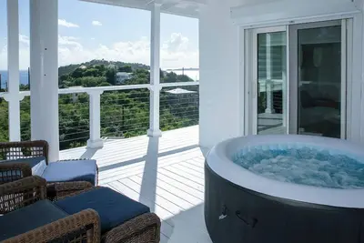 Image de Rosebay - Cottage romantique à proximité des plages et de la ville