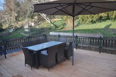 Image de Historic: At the foot of the Elbe slope not far from the Blue Wonder directly on the Elbe Cycle Path.