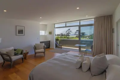 Image de Appartement de luxe neuf avec vue sur la mer