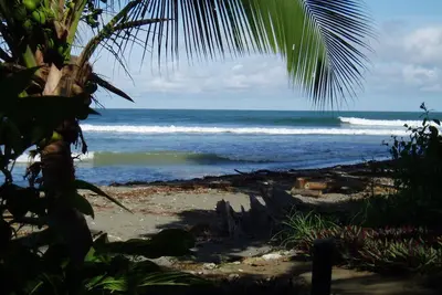 Image de Nouvelle Maison Sur La Plage Dans La Jungle. Surf, cascade, yoga, restaurants à proximité.
