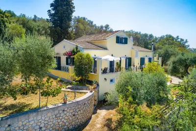 Villa Costa: Villa familiale, A / C, WiFi, 7 couchages