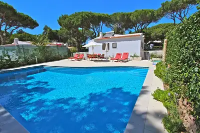 Image de Villa Violeta, villa de 4 chambres avec piscine privée