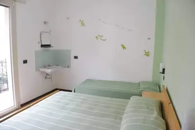 Image de Villa \"Saviolina\" à 200 mètres de la mer