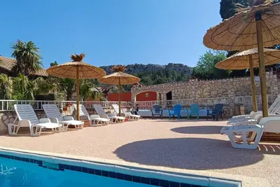 Image de Gitelacapelle avec 3 chambres piscine, à 10mm plages sauvages, cadre tropic. . . .