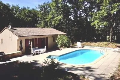 Image de Maison de Vacances au calme avec Piscine 🏊‍♂️